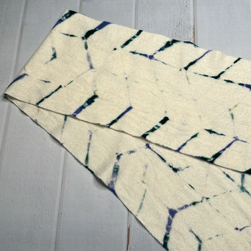 Cashmere scarf hand dyed blue and green - Picture 5 of 13